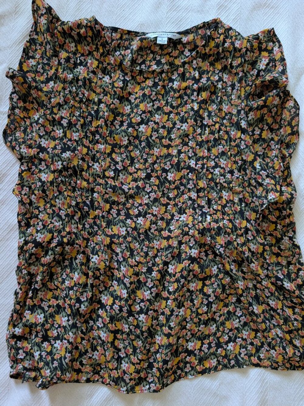 Loose fitting floral top - Sleeveless